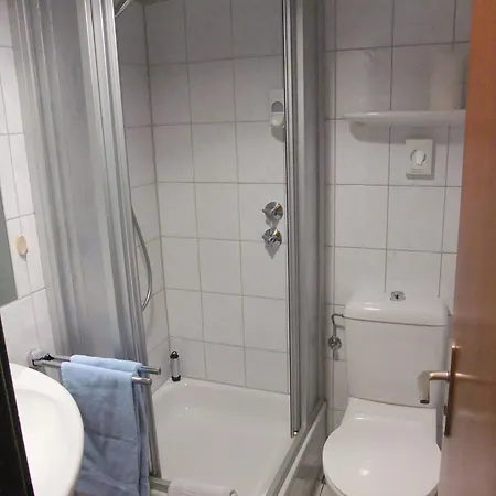 Rtb-hotel - Sportschule 贝尔吉施-格拉德巴赫