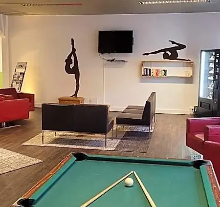 Rtb-hotel - Sportschule فندق 2*