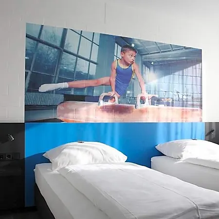 Rtb-hotel - Sportschule فندق