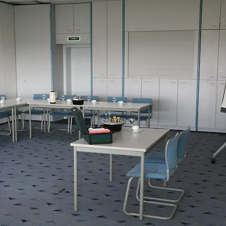 Rtb-hotel - Sportschule 2* 贝尔吉施-格拉德巴赫