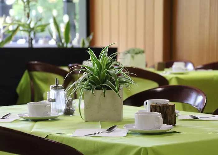 Rtb-hotel - Sportschule Hotell Bergisch Gladbach